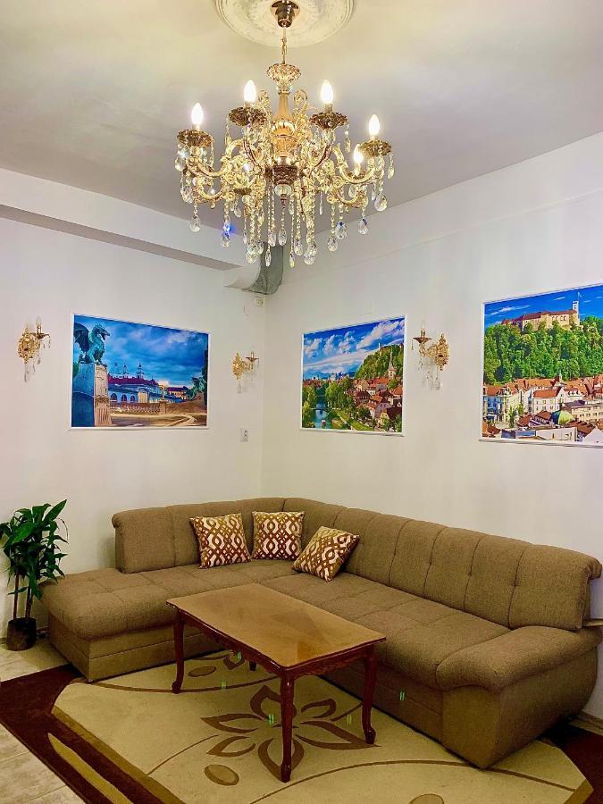 Ljubljana City Center Apartment Buitenkant foto