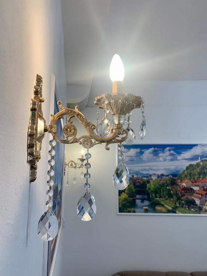 Ljubljana City Center Apartment Buitenkant foto